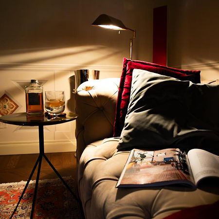 Domus Tua Bed & Breakfast Modena Exterior photo