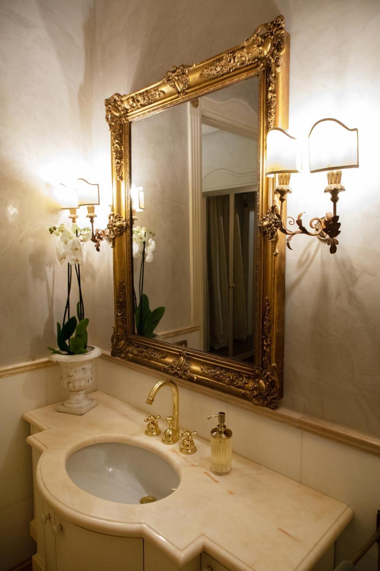 Domus Tua Bed & Breakfast Modena Exterior photo